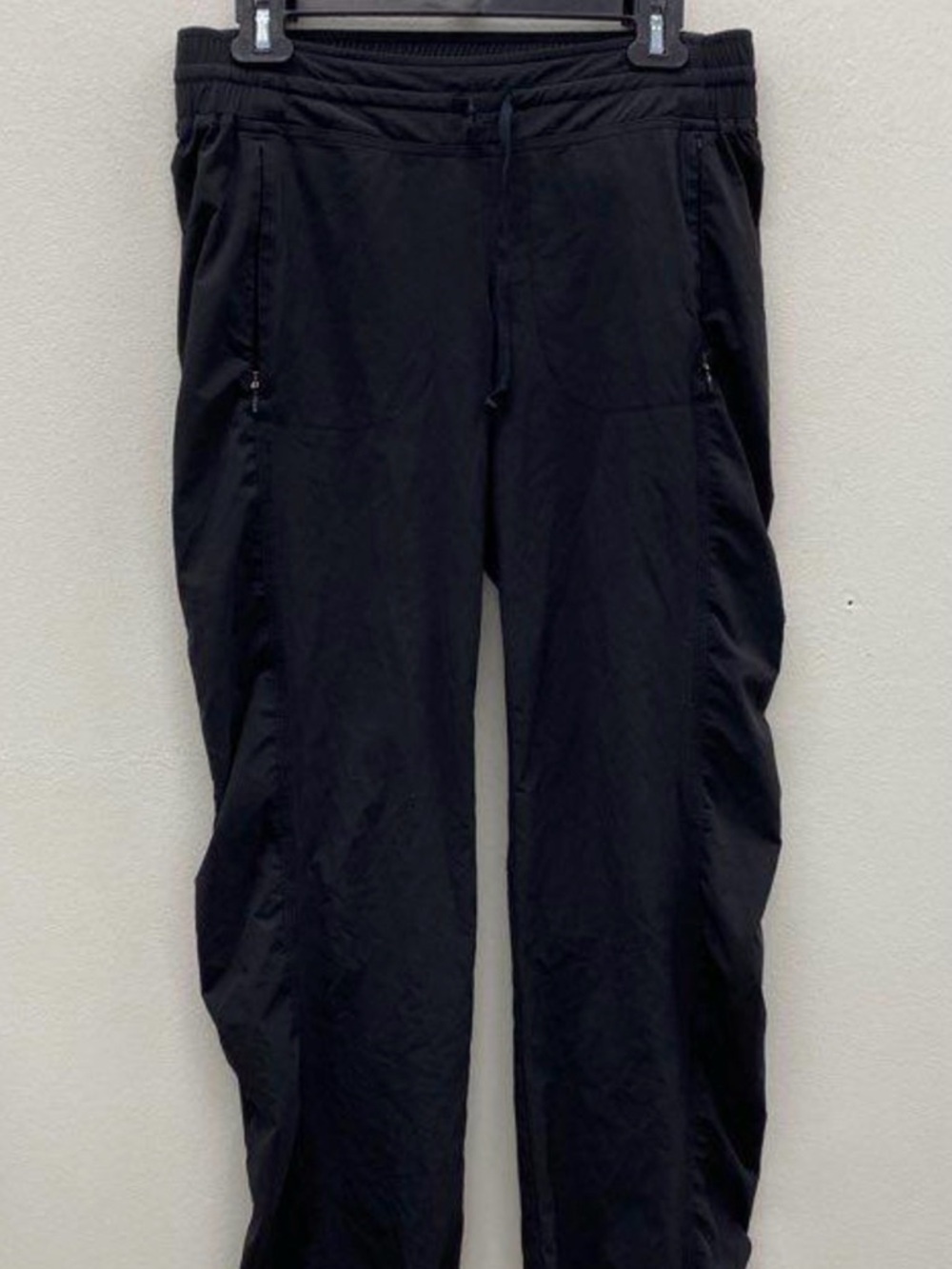 Athleta women’s  Black Performance Jogger Pants